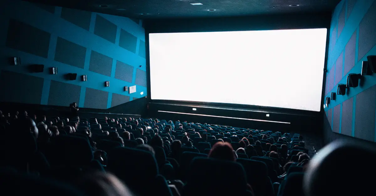 What Kind of Projectors Do Movie Theaters Use?